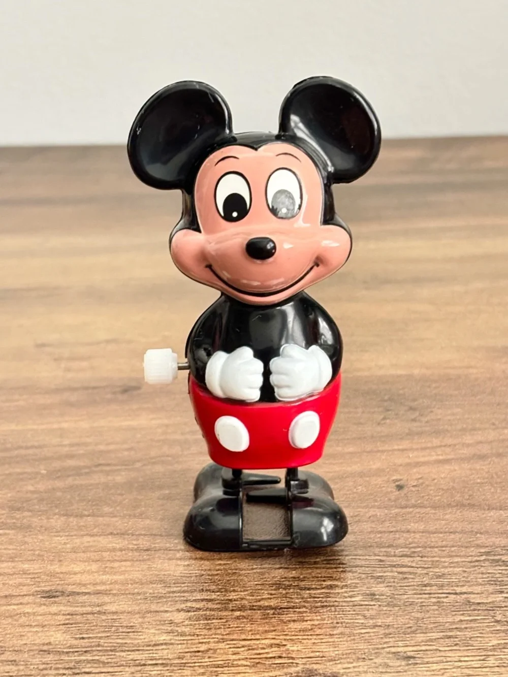 VINTAGE Mickey Mouse TOMY Walt Disney Productions Wind Up Walking Toy 1970's